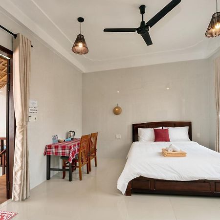 Pink Beach Homestay Hội An Buitenkant foto